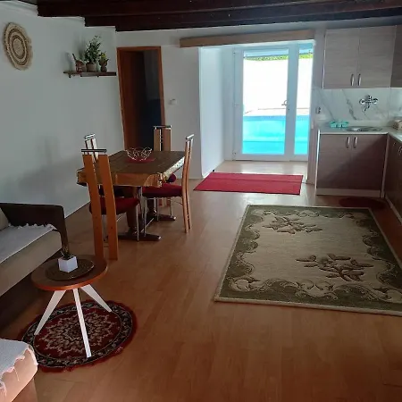 Hacienda I Bazen Osmanovic *